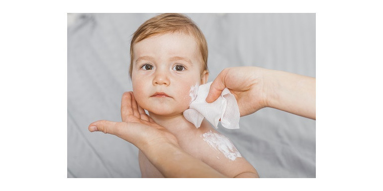 soins de bebe comment bien sy prendre - Mama Box - COMMENT NETTOYER BEBE QUAND IL FAIT FROID?